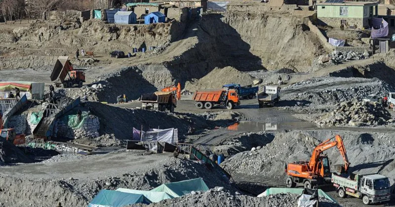 وزارة الانتقال الطاقي تفتح 1.3 مليون هكتار للاستثمار المنجمي بتافيلالت وفجيج