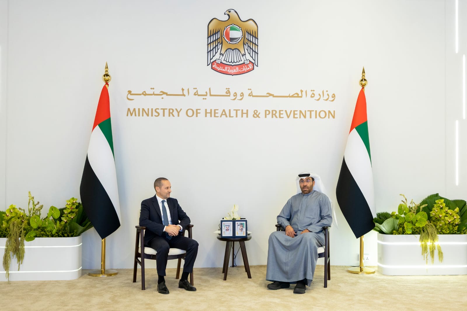 التهراوي يبحث مع نظيره الإماراتي تسريع مشاريع البنيات التحتية والصناعة الدوائية