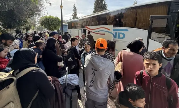 عمليات الإجلاء في القصر الكبير مستمرة تحسبًا للفيضانات