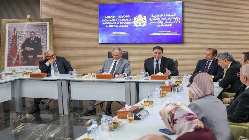 رياض مزور وعمر حجيرة يحددان أولويات الصناعة والاستثمار والتجارة الخارجية للمرحلة المقبلة